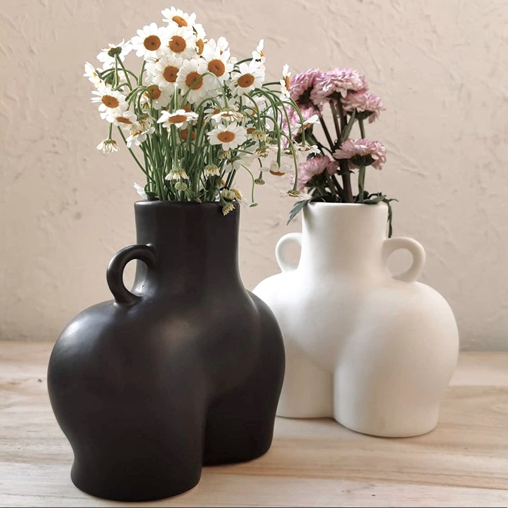 Body / butt ceramic vase in matte black or white